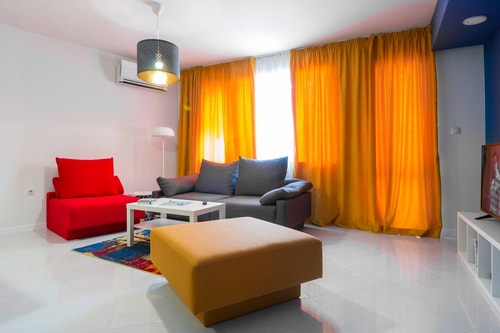 Pop your C-O-L-O-R-S - Funky and Modern 1BDR. Apt. 8 Flat Manager Booking