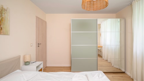 Cozy 1BD Apartment next to NDK 16 Flat Manager Booking
