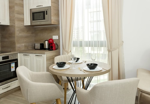 Azur Delux ~ 1BD Flat with Parking & Pool 9 Flat Manager Booking