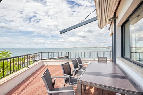 3BD Beach Paradise with a Stunning View + Parking 0 Flat Manager Booking
