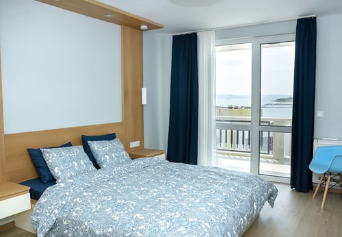 White Lagoon - Luxurious 1BD Flat near Kavarna 2 Flat Manager Booking