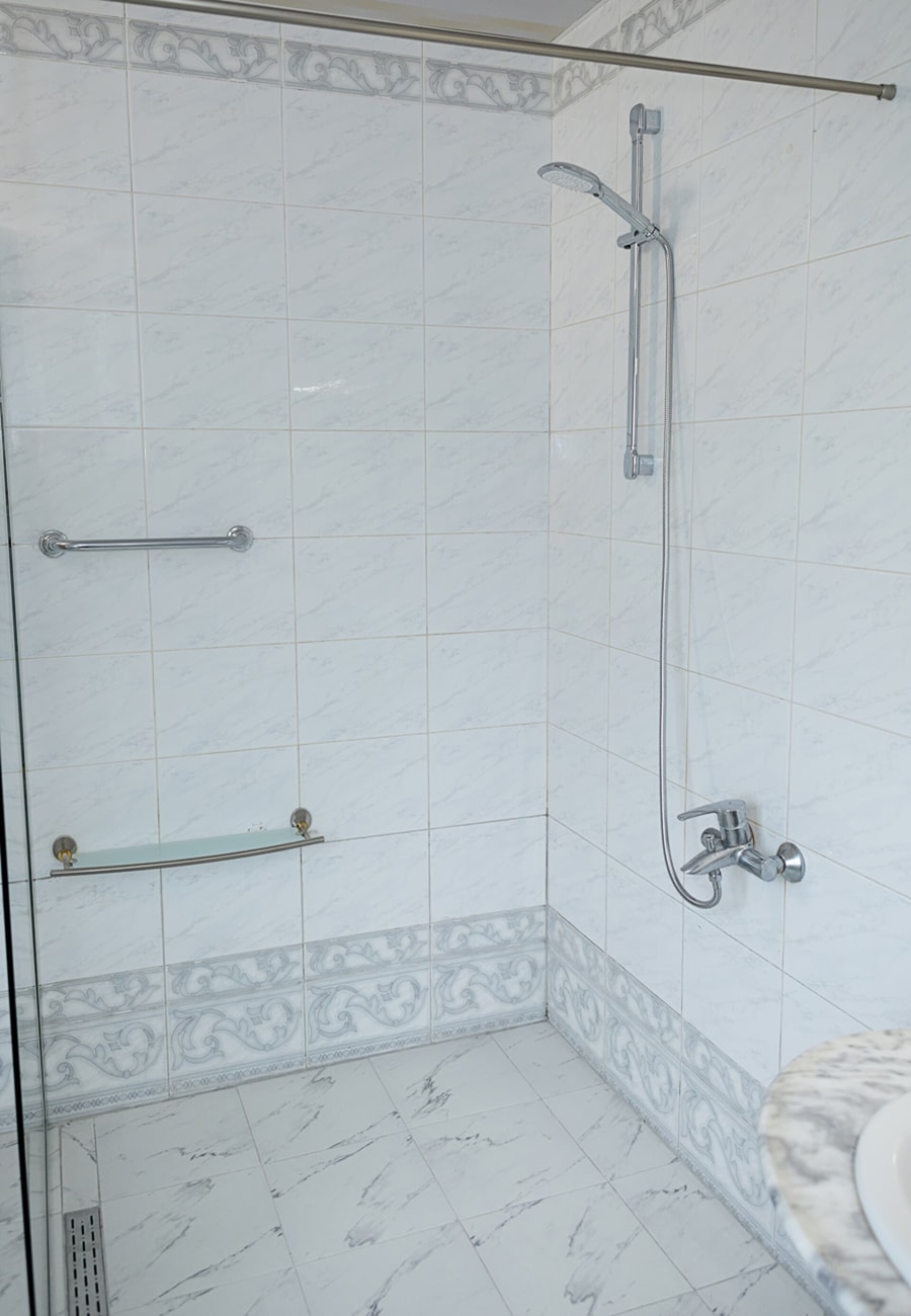 3BD Maisonette with Sea Views - Next to Sea Garden 24 Flat Manager Booking