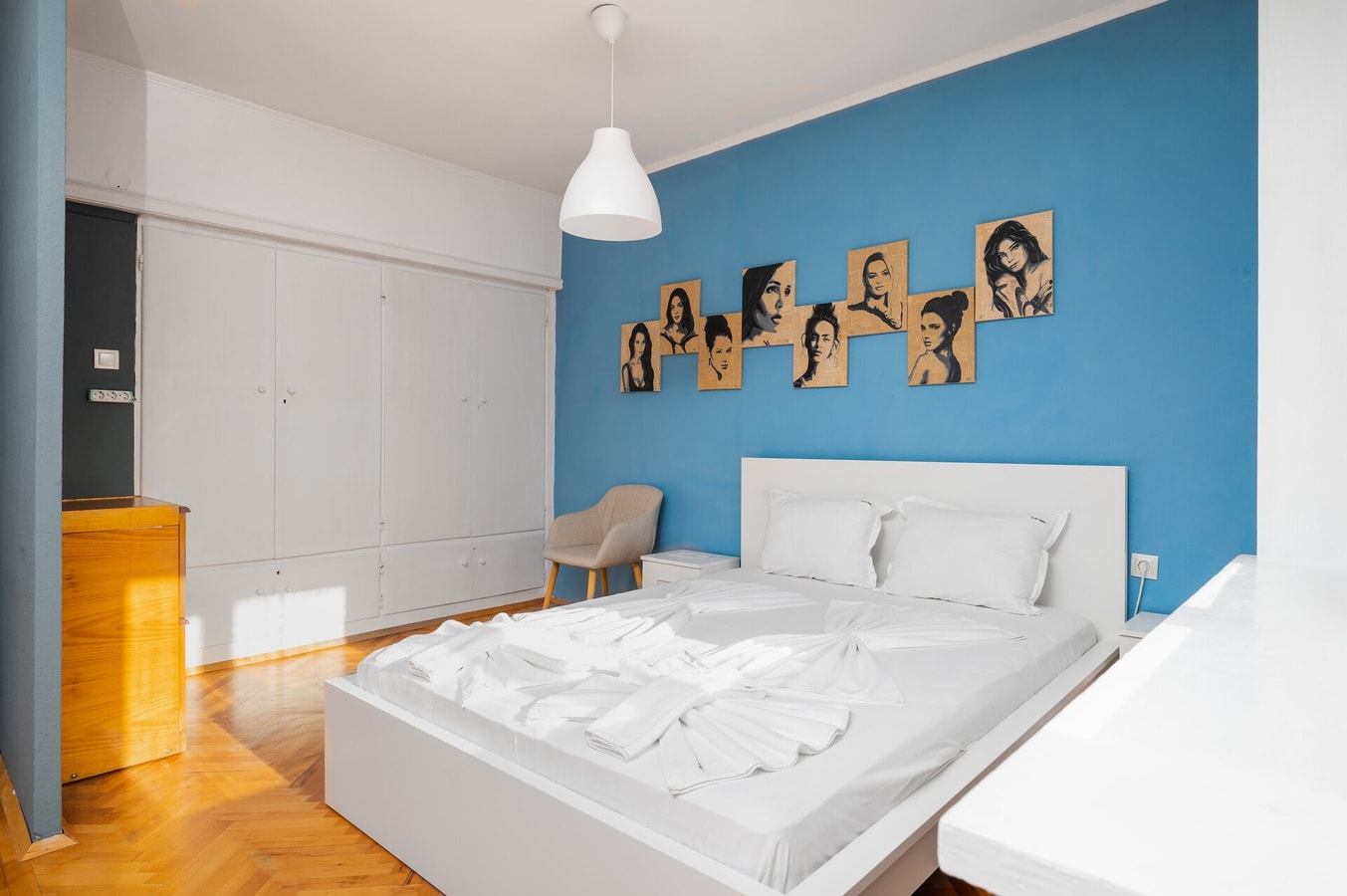 Prime Location in City Center I The Blue Art Spot 9 Flat Manager Booking