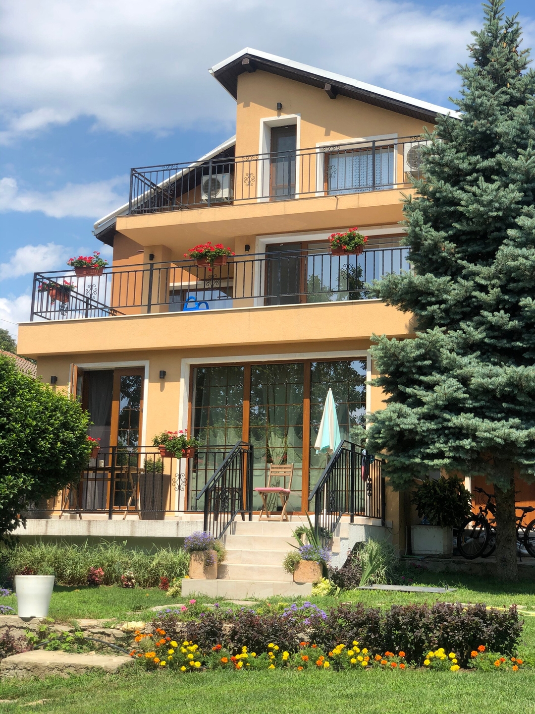 Modern Villa with Garden in Evksinograd, Varna 19 Flat Manager Booking