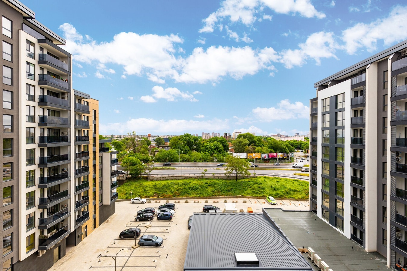 Platinum Designer Flat with Balcony & Parking 4 Flat Manager Booking