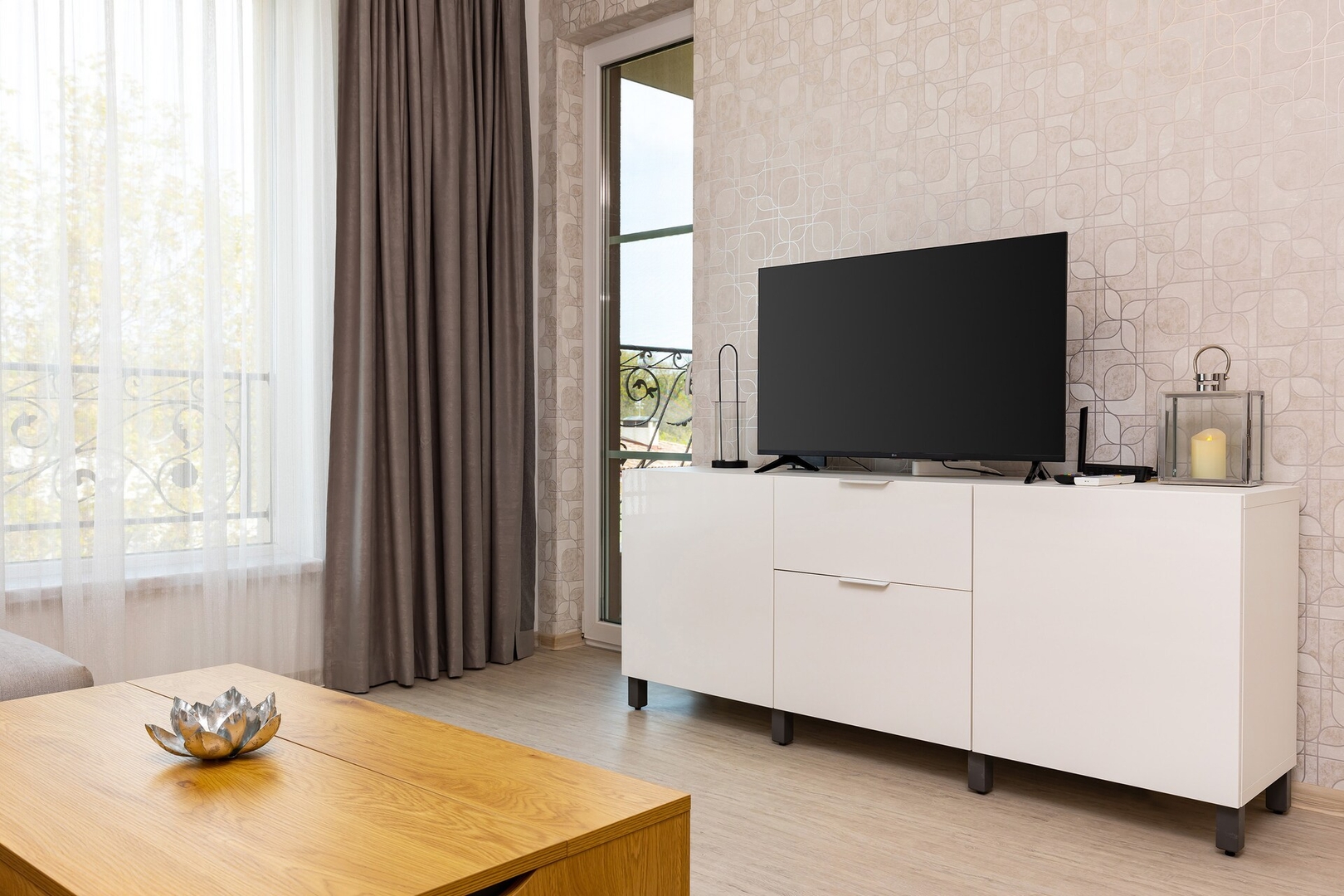 Magnolia Gardens -1BD with Balcony & Parking 4 Flat Manager Booking