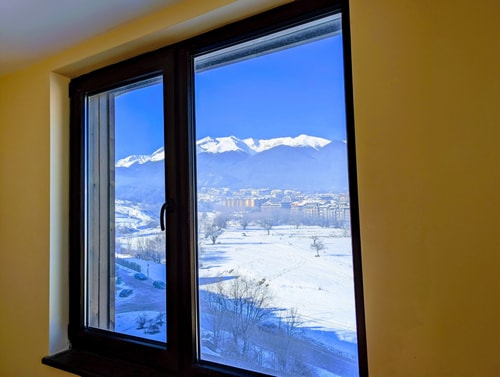 Stylish 2BD Apartment with Panoramic Mountain View 13 Flat Manager Booking