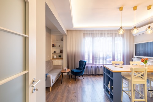 Designer & Cozy 2BD Flat In the city center 10 Flat Manager Booking