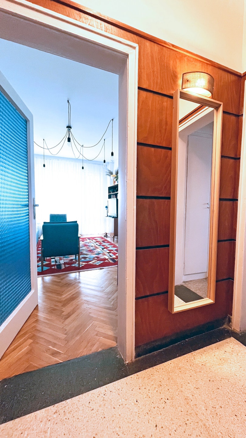 Vintage Retreat 15 Flat Manager Booking