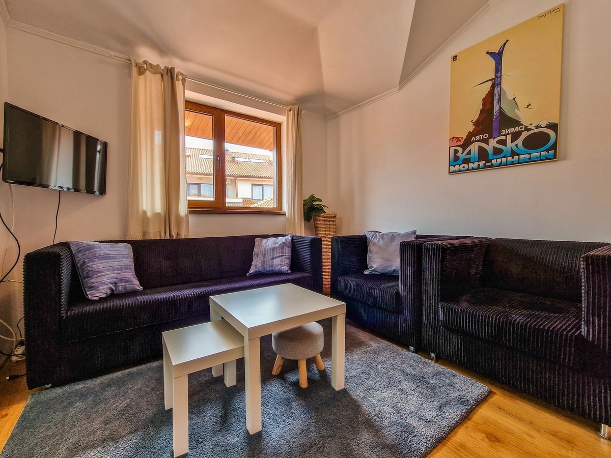 Cedar Lodge 2 Bedroom Apartment 5 Flat Manager Booking