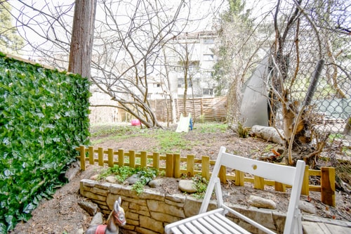 Urban Oasis with Patio 1BD 11 Flat Manager Booking