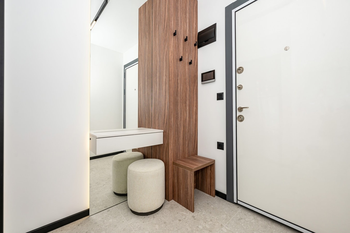 Plovdiv Center Gem with Balcony 18 Flat Manager Booking