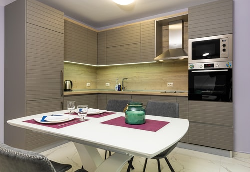 The Purple 1DB Apartment with a Parking Spot 6 Flat Manager Booking