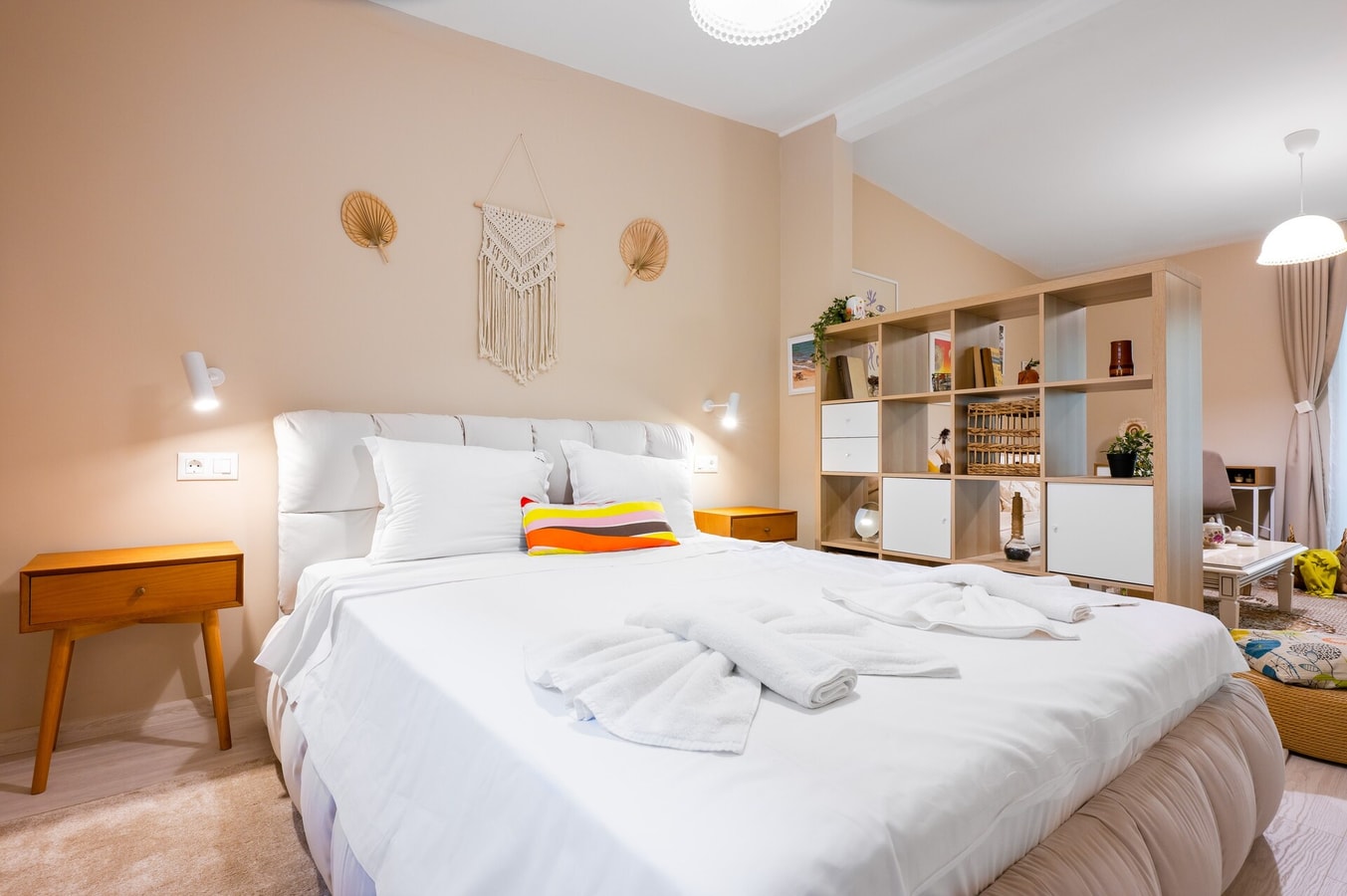Central Stylish Suite & Studio with Shared Terrace 31 Flat Manager Booking