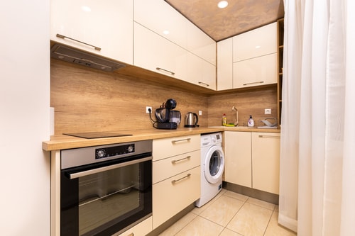 Sunny 1BD Apartment in OLD TOWN 2 Flat Manager Booking