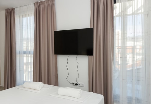 Modern Haven in Varna : Retreat with Chic Ambiance 4 Flat Manager Booking