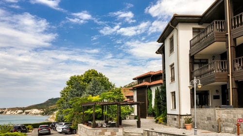 Thracian Cliffs Golf & Beach Resort - Private Home 25 Flat Manager Booking