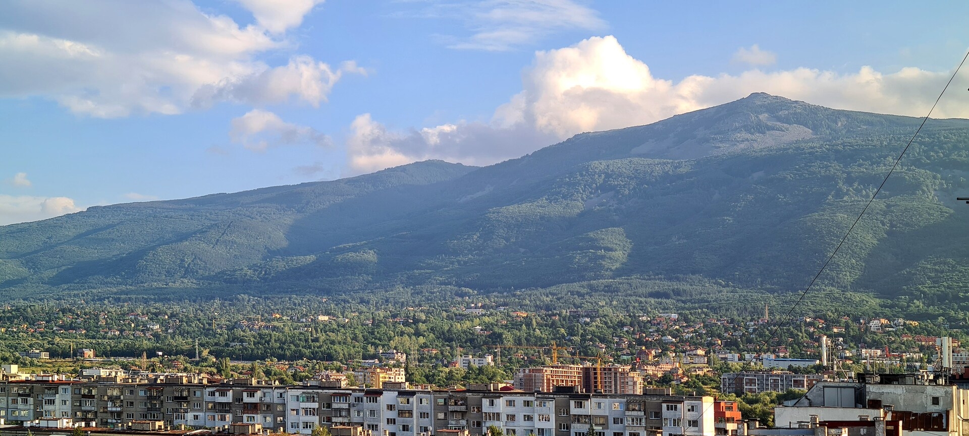 Panoramic and Spacious Flat near the City Centre 12 Flat Manager Booking