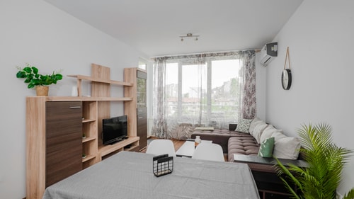Terra Vibes - Central 1BD with balcony 4 Flat Manager Booking
