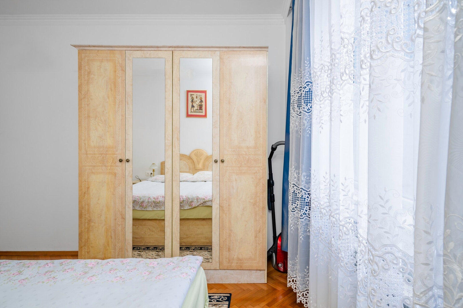Cozy 2BD Apartment close to South Park 19 Flat Manager Booking