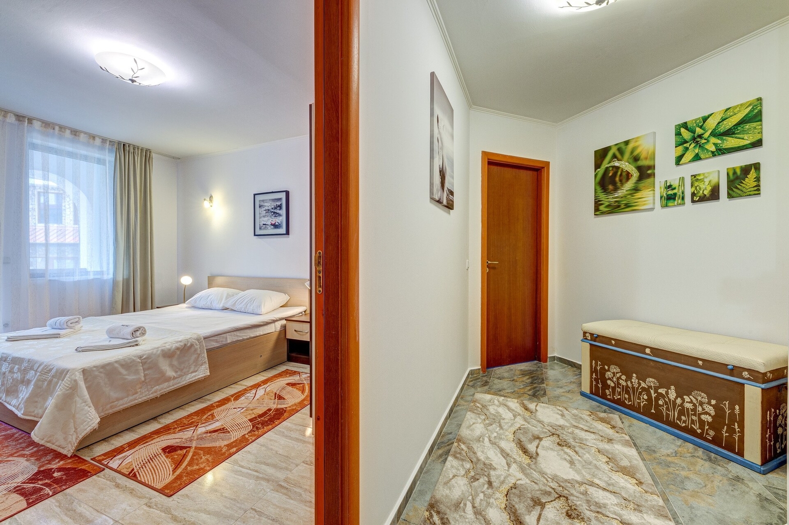 Bright and Spacious 2-BDR Apartment with Balcony 12 Flat Manager Booking