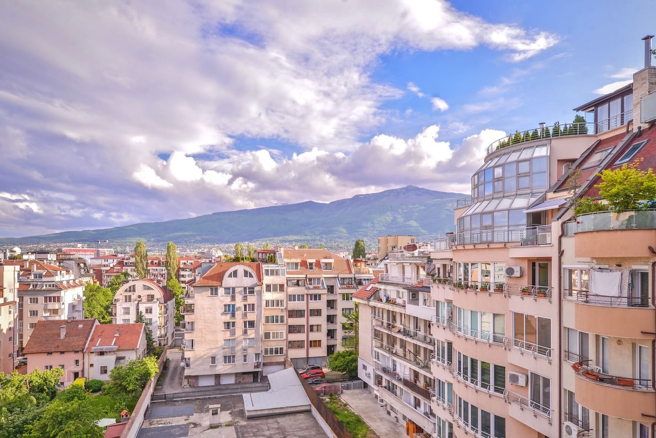 South Park, Vitosha View, 2-BDR, 2-BTHR Apartment 17 Flat Manager Booking