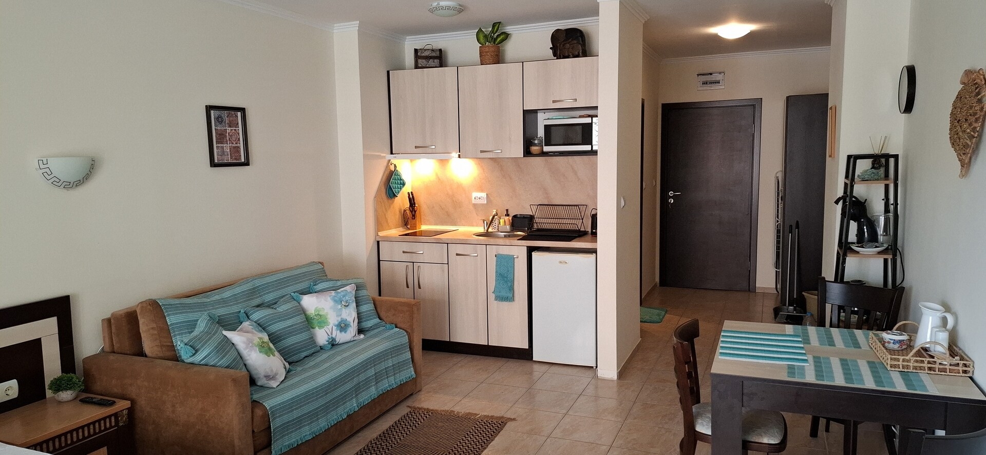 Stunning Sea View Studio in Elenite 18 Flat Manager Booking