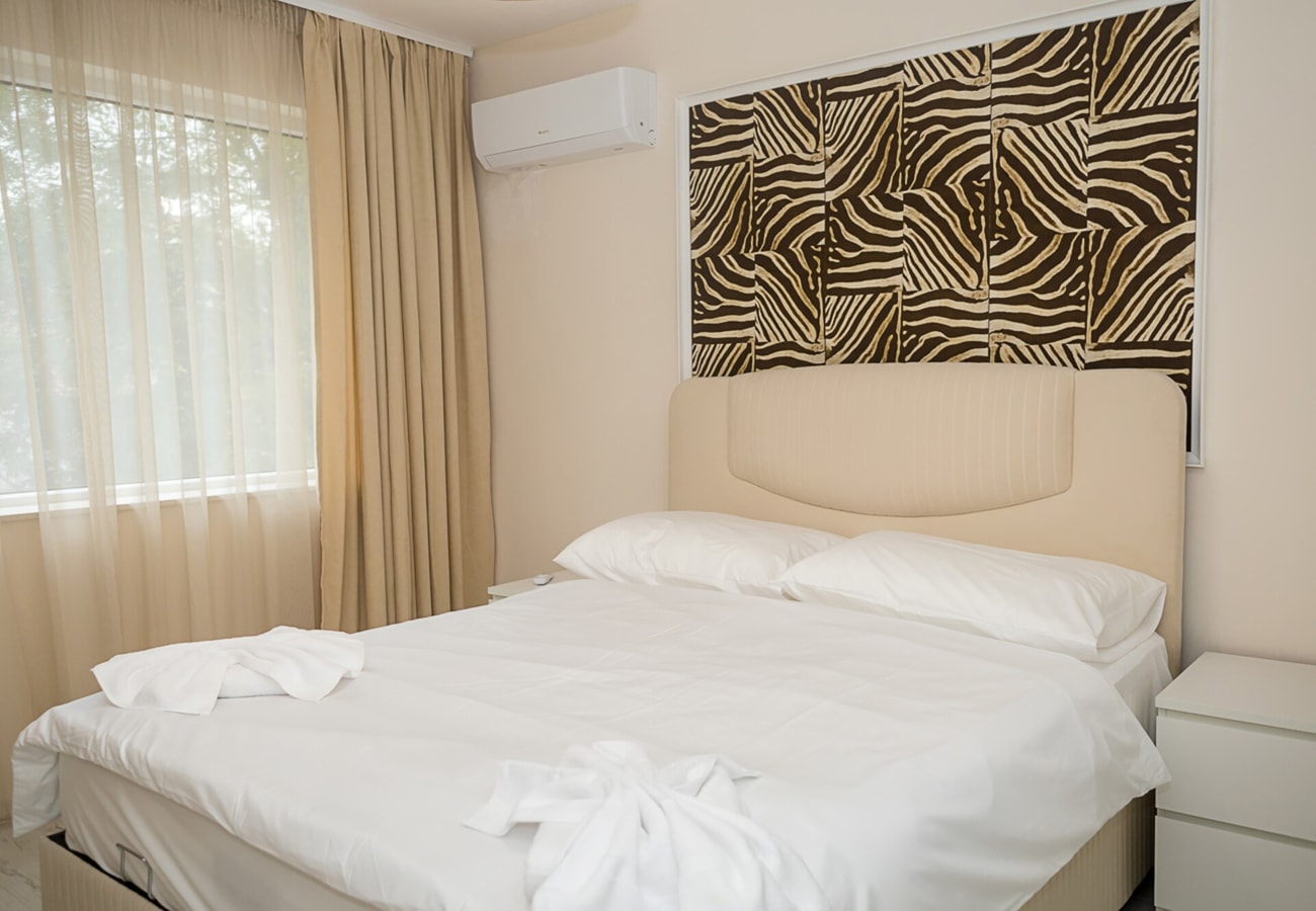 VARNA Kristina Volov · Casa Novara: Relax and Enjoy - 1BD Flat w/ Parking 11 Flat Manager Booking