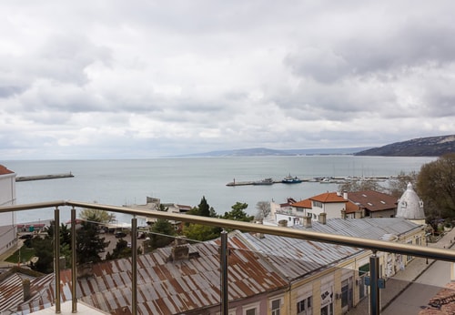 Seaview Haven: Elegant 2BD Flat in Balchik 26 Flat Manager Booking