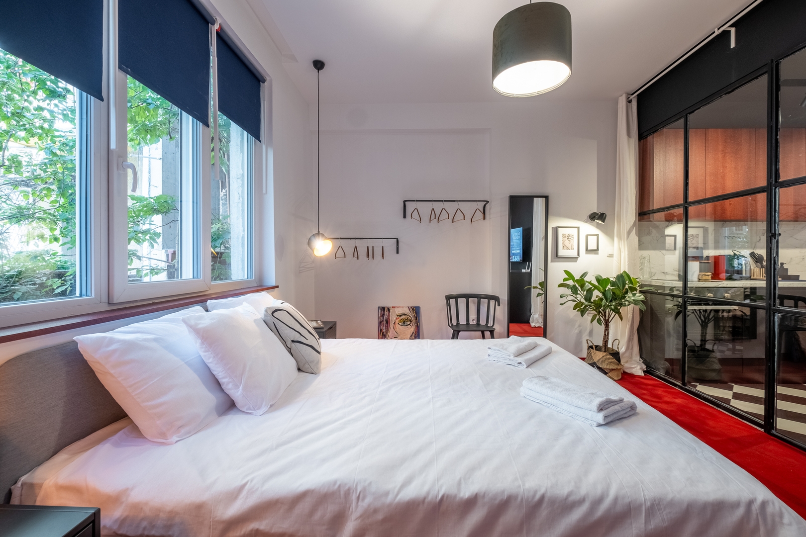 One Bedroom with Parking - Women's Market 14 Flat Manager Booking
