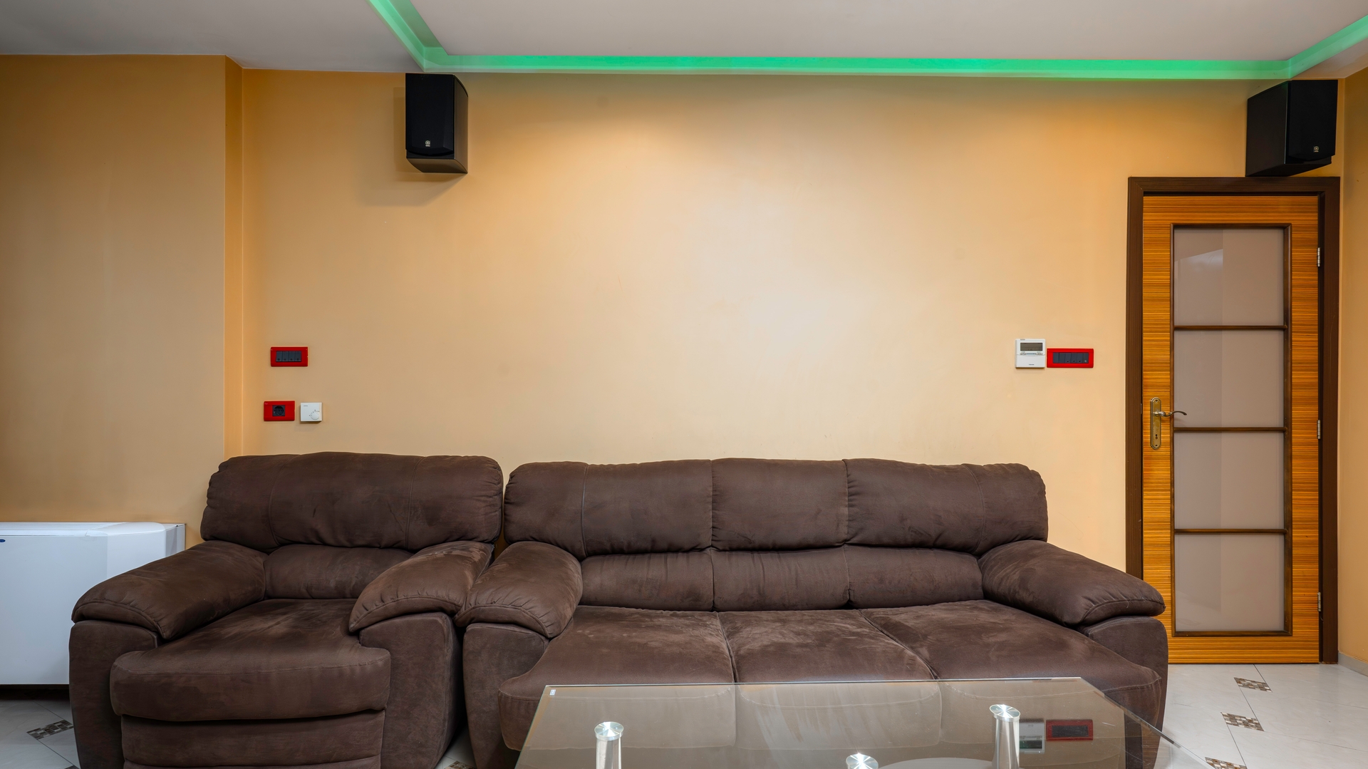 Central 1BD Apartment Next to Women's Market 6 Flat Manager Booking