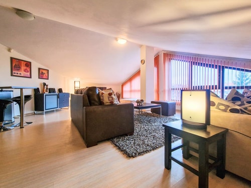 Glazne River View - 2BDR | 2BTHR Flat with a View 0 Flat Manager Booking