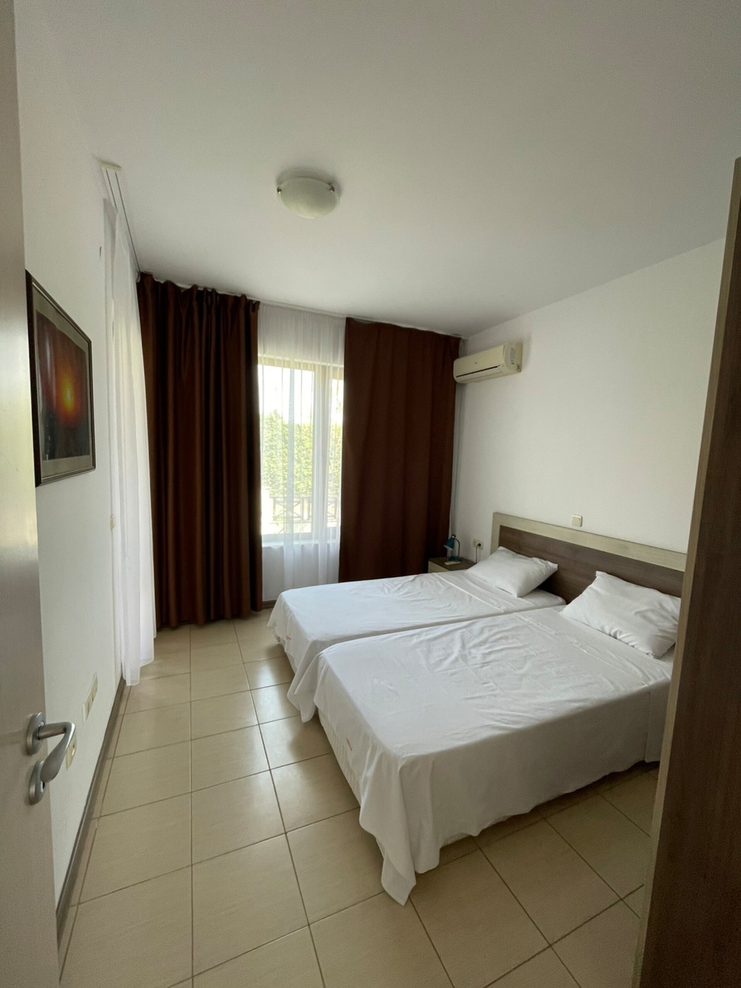 1BD Flat on the Beach with Parking 19 Flat Manager Booking