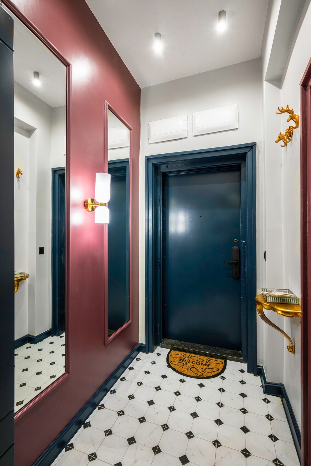 *Royal Retreat* - Your central designer spot 15 Flat Manager Booking