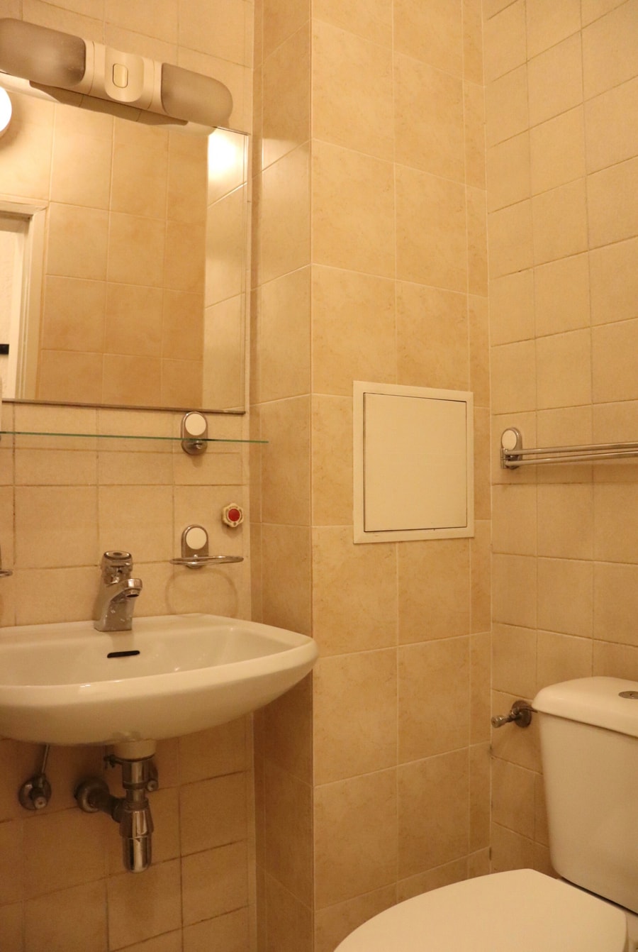 Spacious 2-BRD Flat by the Mall 25 Flat Manager Booking