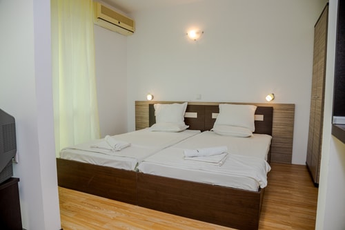 Clara Studio at an Irish run family hotel 17 Flat Manager Booking