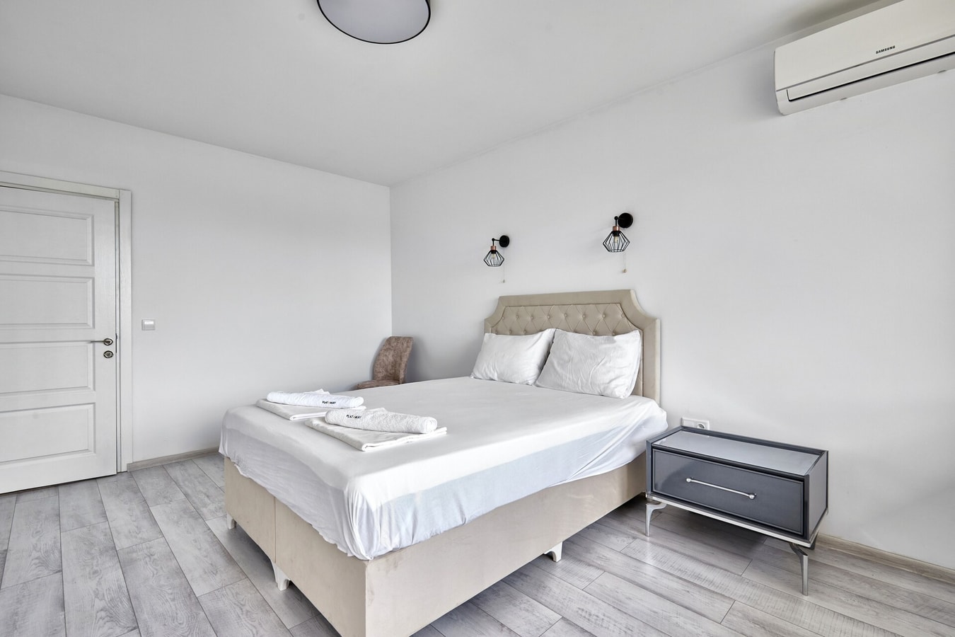 Sunny Seaside Retreat: 2BD Apartment in Nesebar 8 Flat Manager Booking