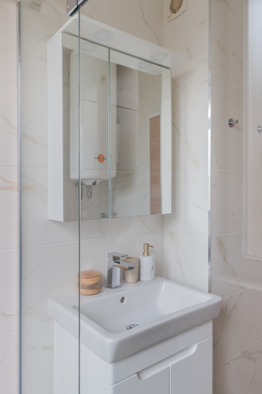 Bright Urban Retreat - Central Sofia 1BD Apartment 21 Flat Manager Booking