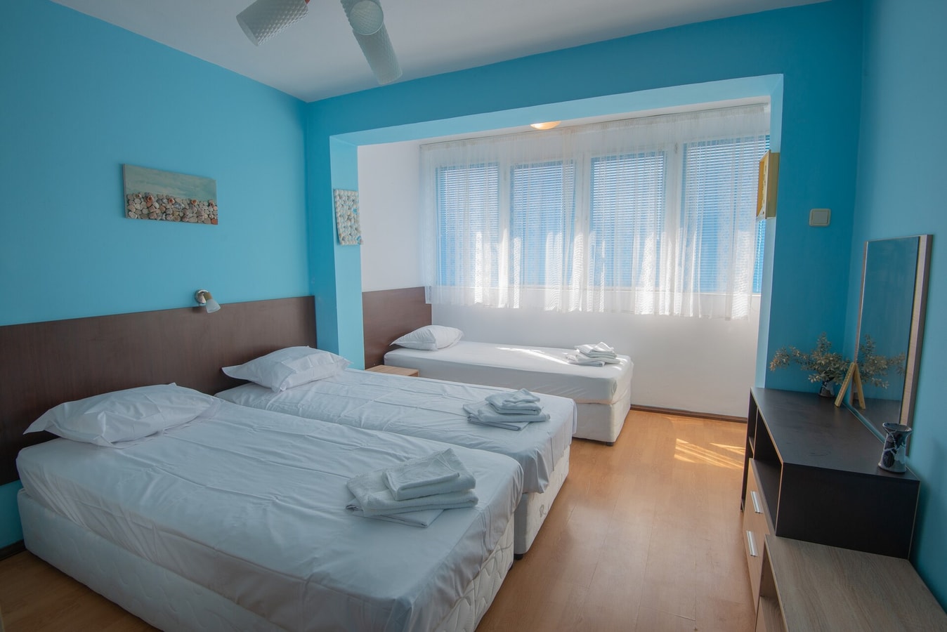 Shells ~ One-bedroom Flat Close to the Sea Garden Flat Manager Booking