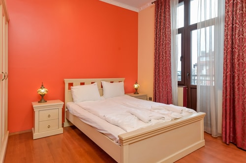 Life in Colors ~ Two-Bedroom Premium Apartment 2 Flat Manager Booking