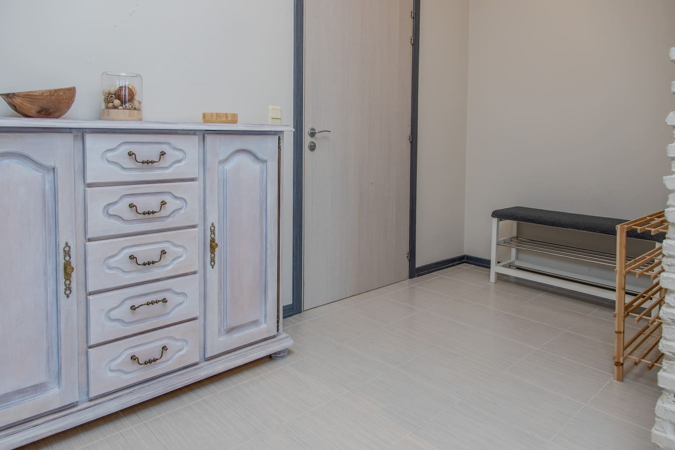 Lovely 3BD flat with PARKING and SEA VIEW 20 Flat Manager Booking