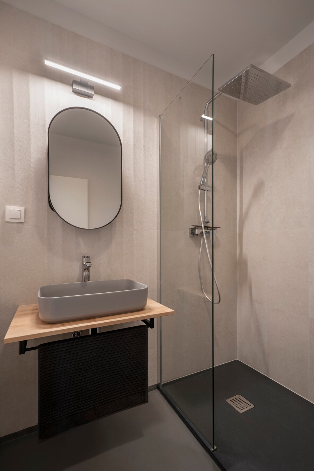 Aviva City Stay – 3 Private Studios Downtown 9 Flat Manager Booking