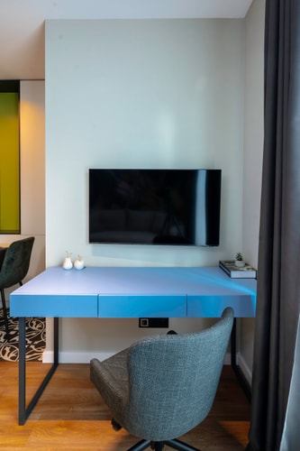 Aviva Living - Floral Studio 7.6 with Free Parking 3 Flat Manager Booking