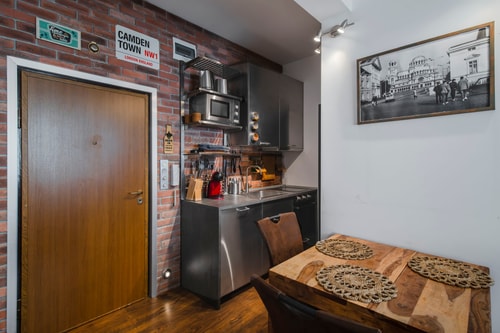 Cinématique - Designer 1BD on Solunska 8 Flat Manager Booking