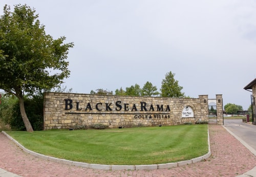 Luxury 4-bedroom Villa in Black Sea Rama Resort 74 Flat Manager Booking