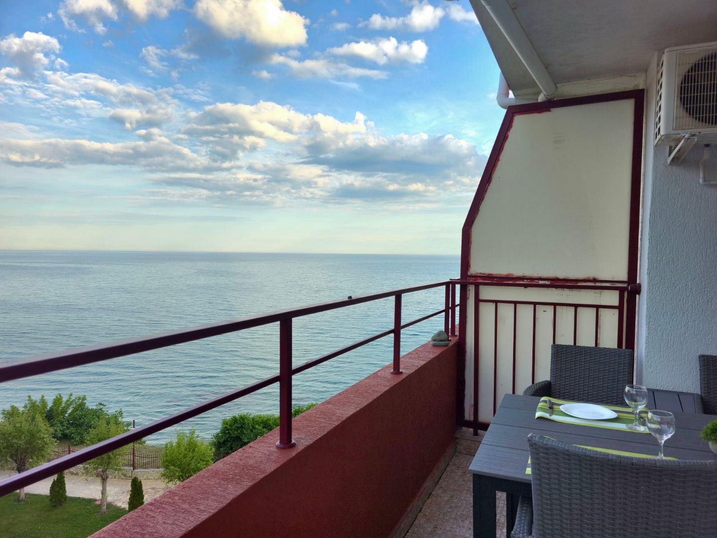 The Sea Balcony - 1BD Apartment by Flat Manager 8 Flat Manager Booking
