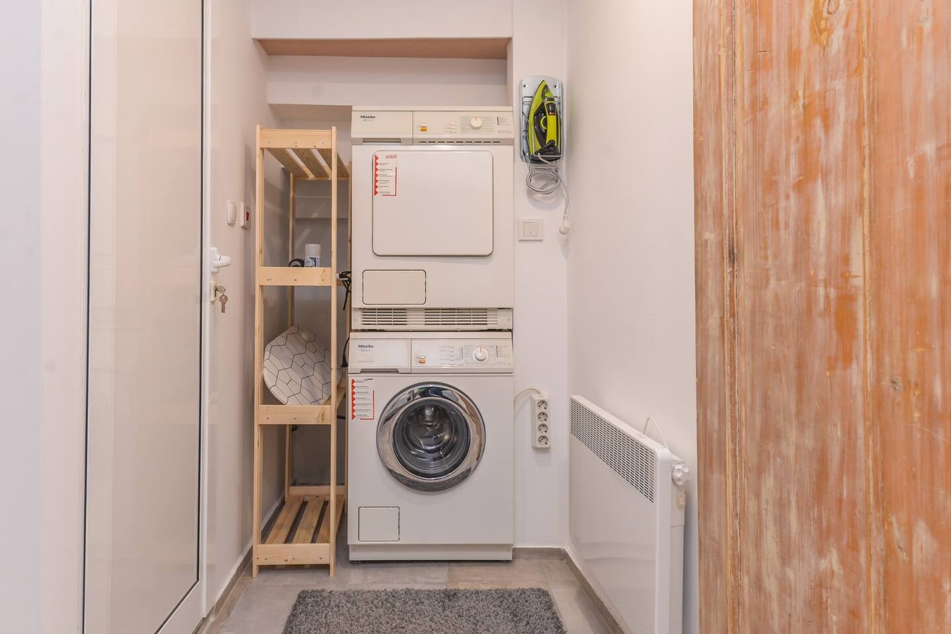 NEW Serdika Apartment | 2-BDR Artistic Maisonette 5 Flat Manager Booking