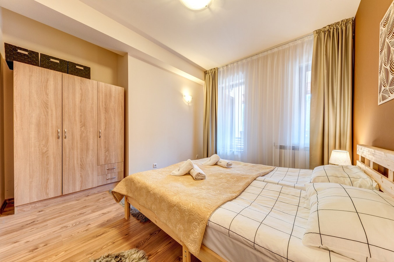 Cosy 1BD Apt w/ Free Parking and Balcony 16 Flat Manager Booking