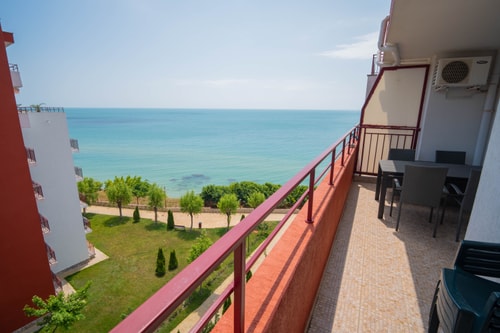 The Sea Balcony - 1BD Apartment by Flat Manager 1 Flat Manager Booking
