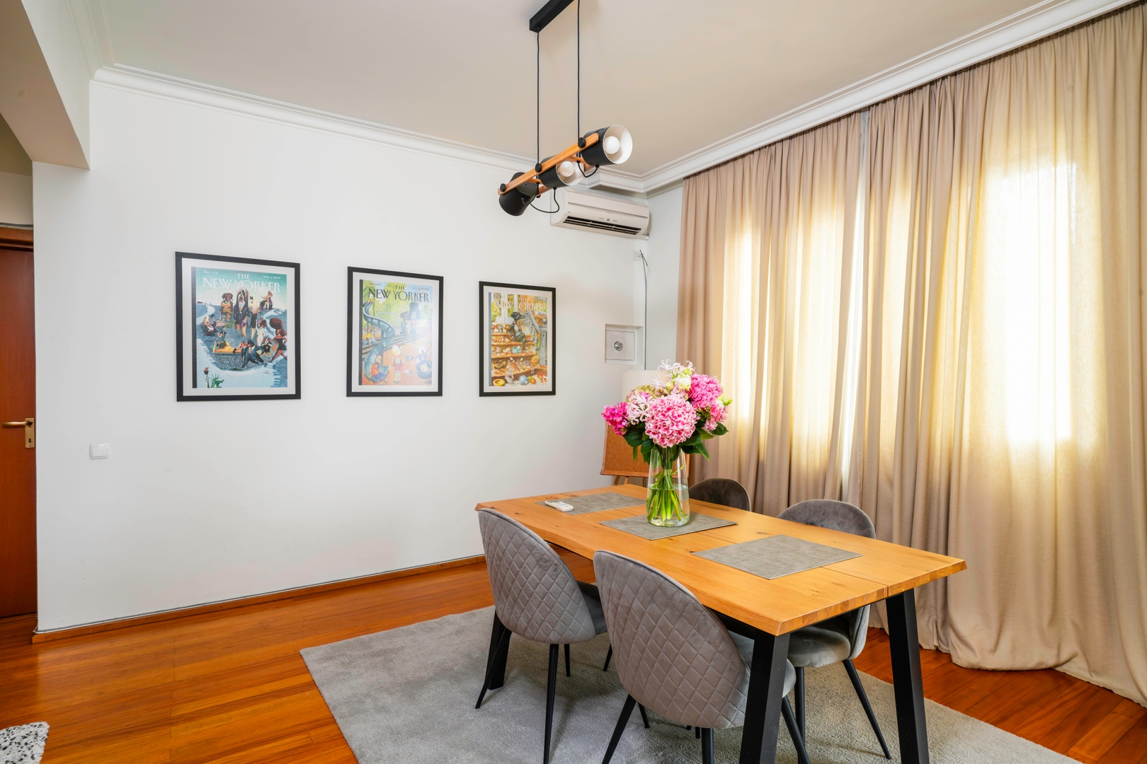 Charming 2BD Apartment in the Heart of the City 9 Flat Manager Booking